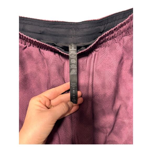 Lululemon Channel Cross Swim Short "Shadow Mesh Vintage Plum Multi" men’s large - Picture 3 of 10
